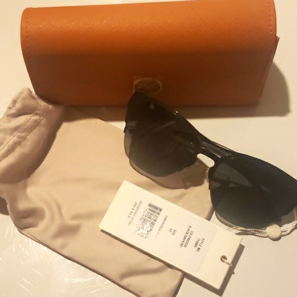 Tory Burch sunglasses Brand new